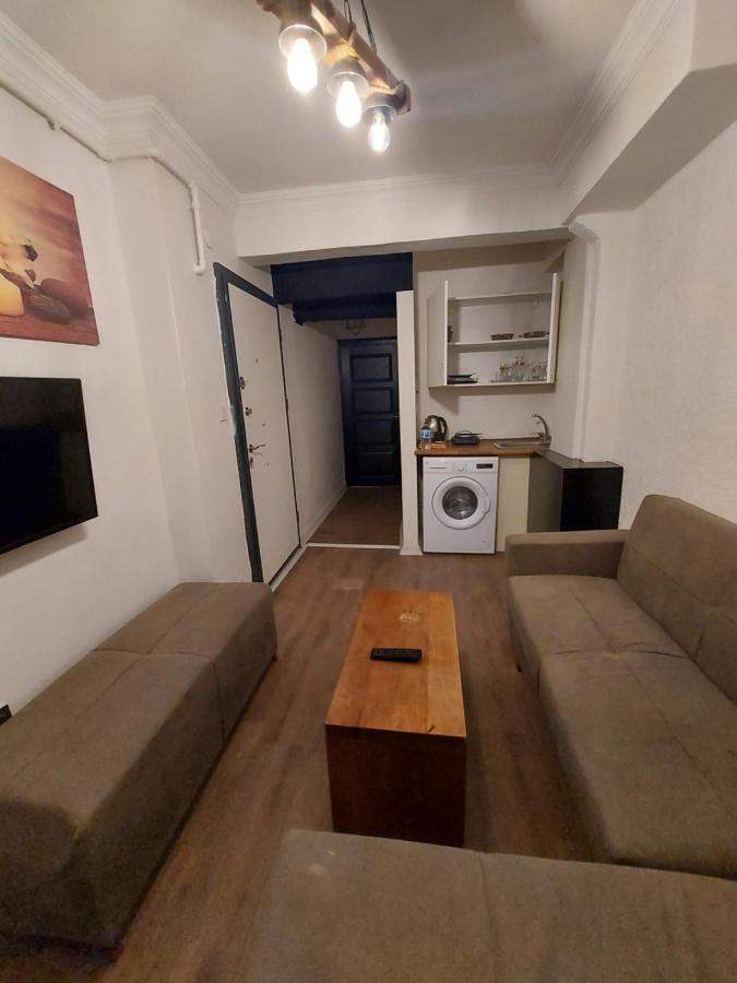 Mates Istiklal Suites Istanbul Exterior photo