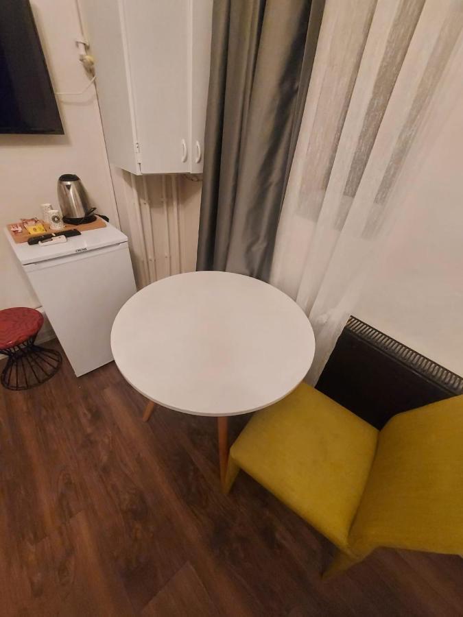 Mates Istiklal Suites Istanbul Exterior photo