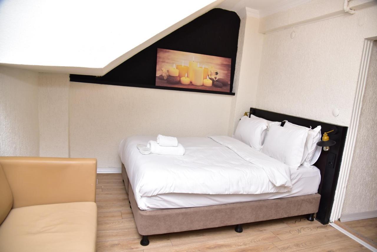 Mates Istiklal Suites Istanbul Exterior photo