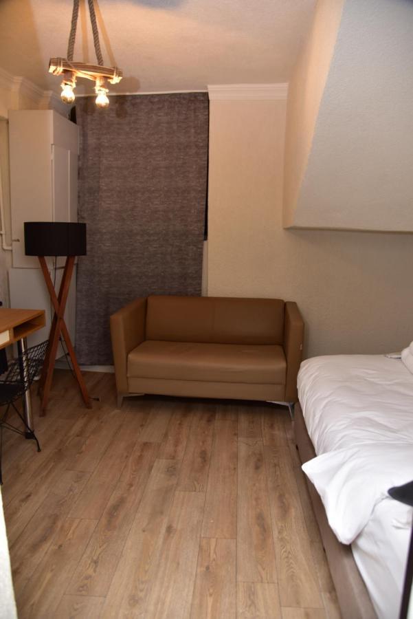 Mates Istiklal Suites Istanbul Exterior photo
